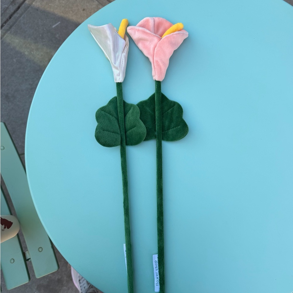 Cj Hendry Flower Shop - 2 lilies (pink + incandescent)